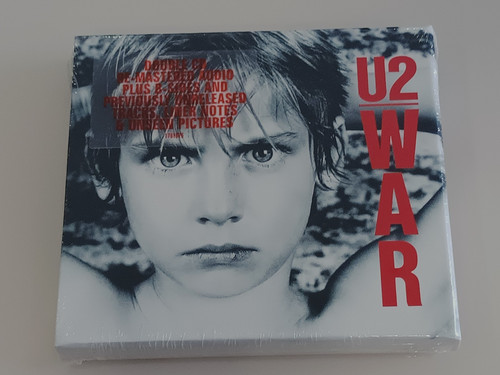 War deluxe edition by u2 - war,